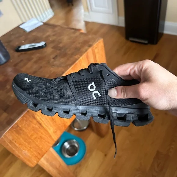 On Women’s Cloud X Sneakers - Picture 6 of 7